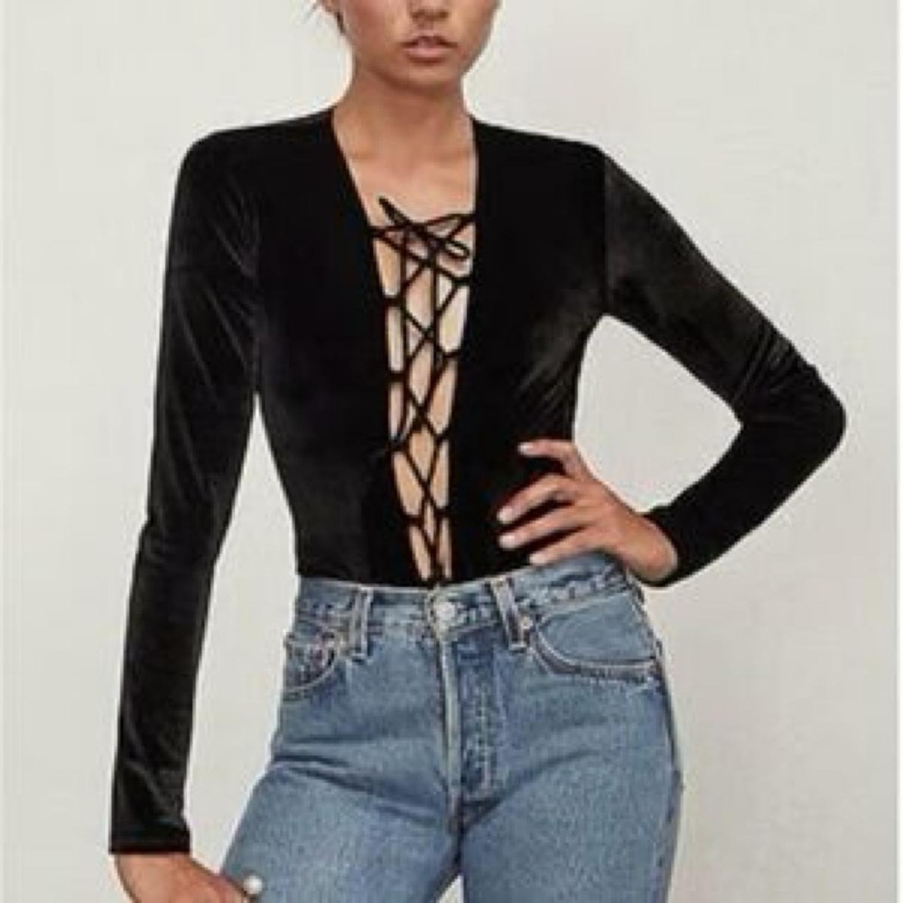 Reformation black velvet bodysuit with lace-up front #reformation #velvet